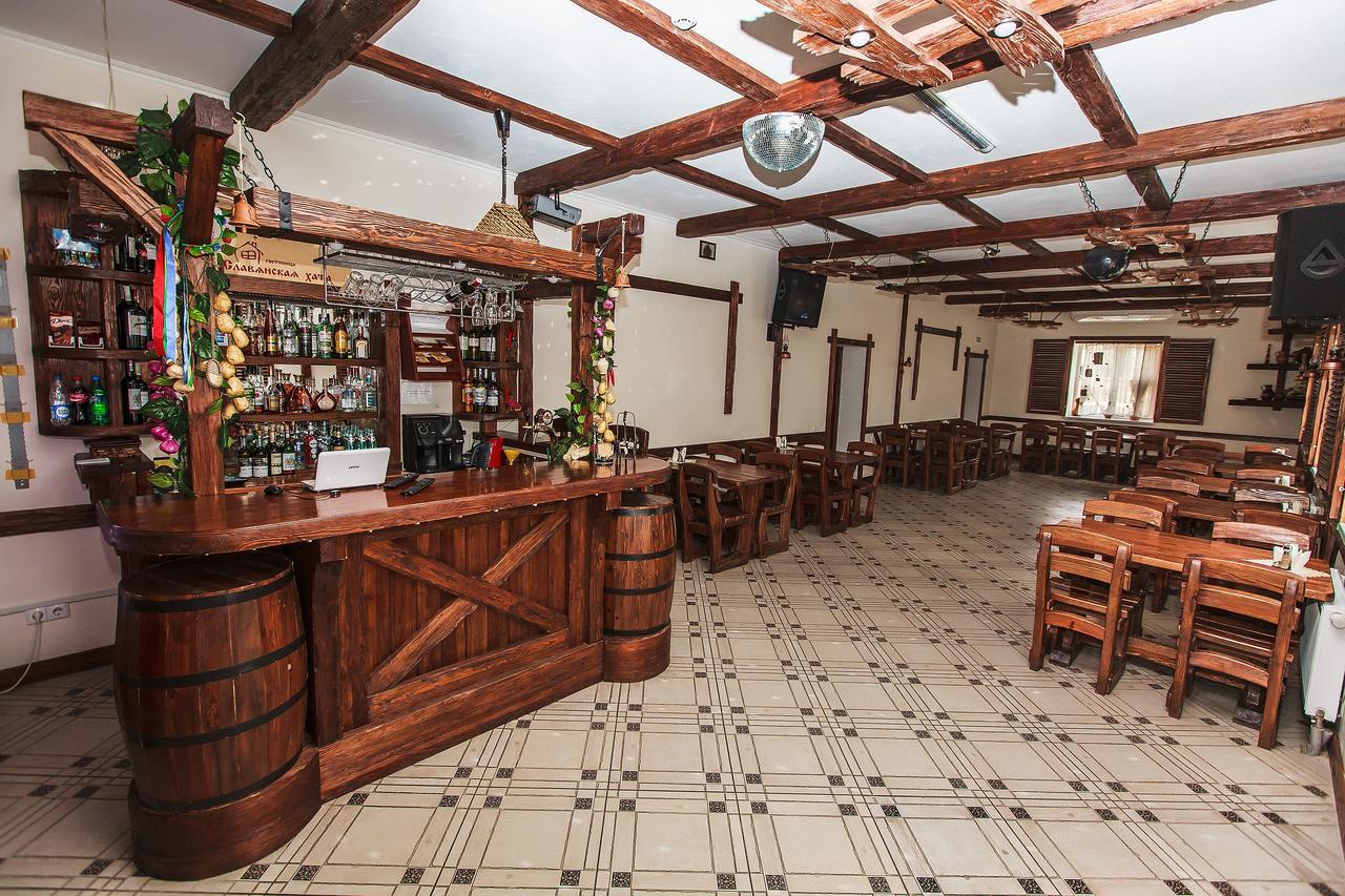 Slavyanskaya Hata Hotel Baranavichy Esterno foto